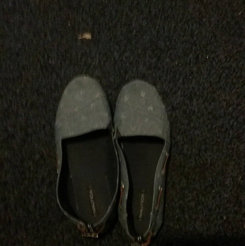 Slip on Nautica shoes